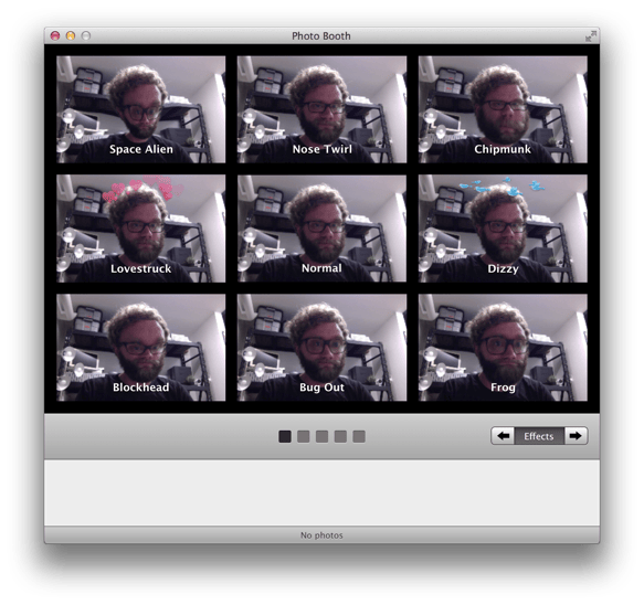 10-7-Lion-Photo-Booth
