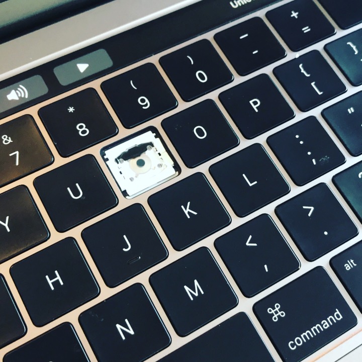 Keyboardlolapplecomeonwhatisthisgarbage