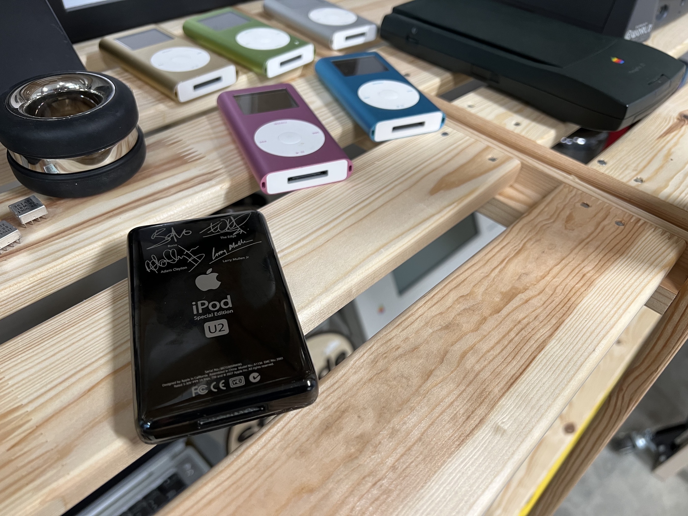 U2 iPod with black stainless back