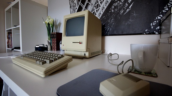 1984mac.jpg